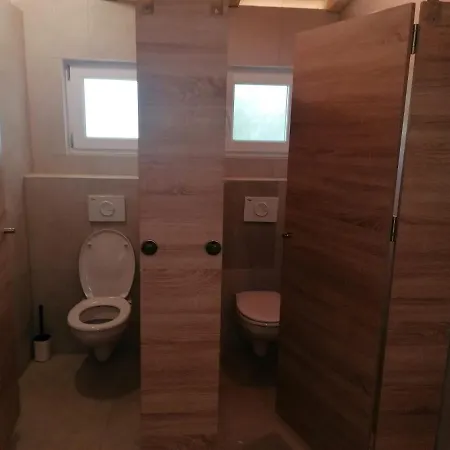 キャンプ場 Rock Oak イモツキ