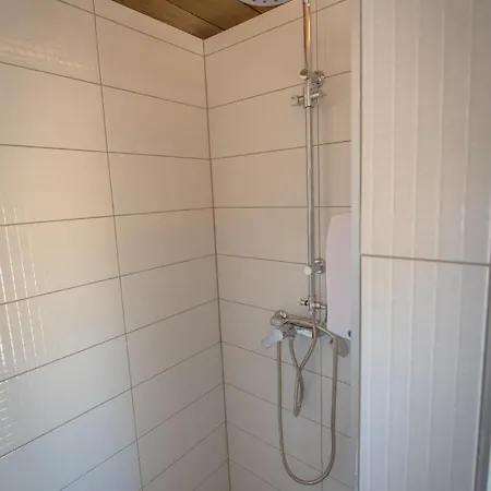 Κάμπινγκ Rock Oak *